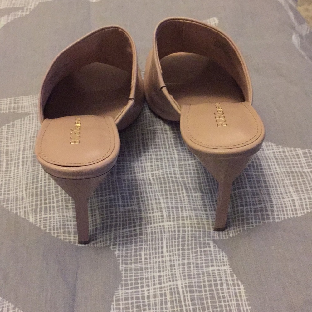 Shoes - Picture 5 of 6